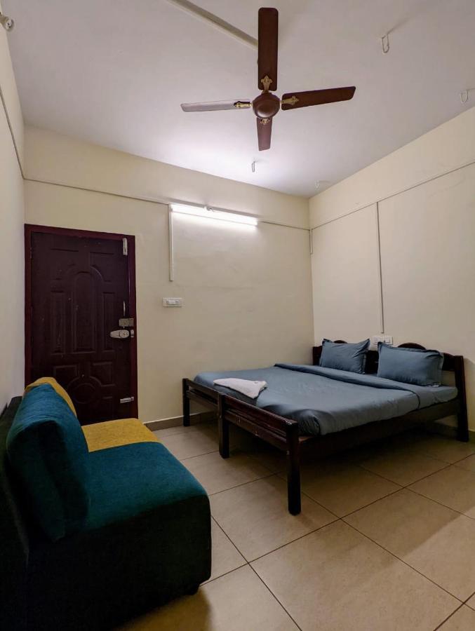 The Wayanad Club Hotel Sultan Bathery Exterior photo