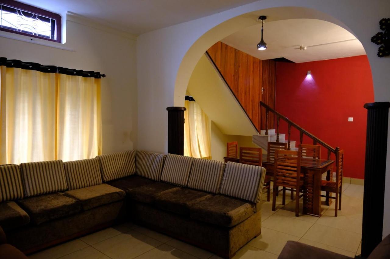 The Wayanad Club Hotel Sultan Bathery Exterior photo